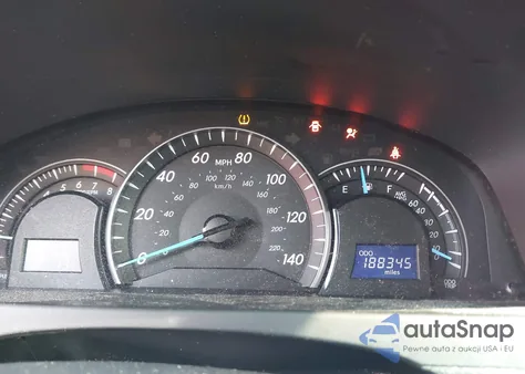 2015 Toyota Camry Le z USA, uszkodzony, nr VIN 4T1BF1FK6FU111722